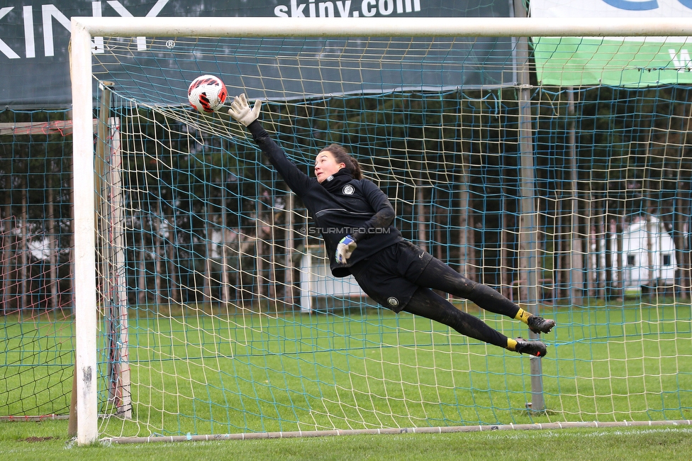 Suedburgenland - Sturm Damen
OEFB Frauen Cup, FC Suedburgenland  - SK Sturm Graz Damen, FussballArena Mischendorf, 19.11.2022. 

Foto zeigt Vanessa Gritzner (Sturm Damen)
