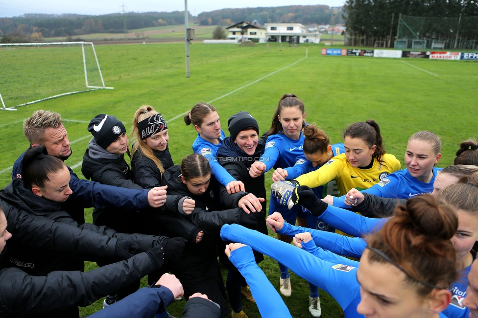 Suedburgenland - Sturm Damen
OEFB Frauen Cup, FC Suedburgenland  - SK Sturm Graz Damen, FussballArena Mischendorf, 19.11.2022. 

Foto zeigt die Mannschaft der Sturm Damen
