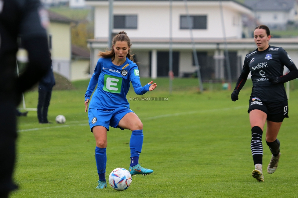 Suedburgenland - Sturm Damen
OEFB Frauen Cup, FC Suedburgenland  - SK Sturm Graz Damen, FussballArena Mischendorf, 19.11.2022. 

Foto zeigt Stefanie Grossgasteiger (Sturm Damen)
