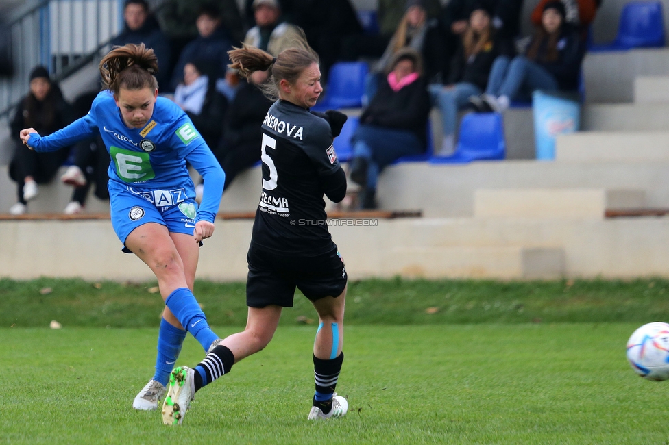 Suedburgenland - Sturm Damen
OEFB Frauen Cup, FC Suedburgenland  - SK Sturm Graz Damen, FussballArena Mischendorf, 19.11.2022. 

Foto zeigt Julia Keutz (Sturm Damen)
