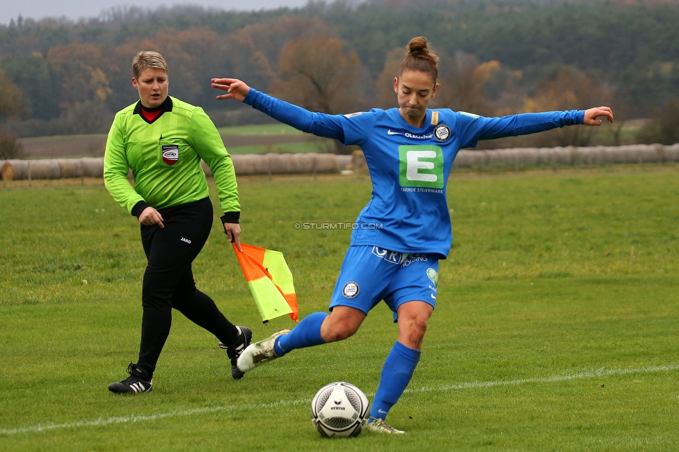 Suedburgenland - Sturm Damen
OEFB Frauen Cup, FC Suedburgenland  - SK Sturm Graz Damen, FussballArena Mischendorf, 19.11.2022. 

Foto zeigt Michela Croatto (Sturm Damen)
