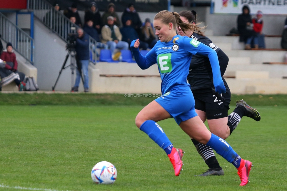 Suedburgenland - Sturm Damen
OEFB Frauen Cup, FC Suedburgenland  - SK Sturm Graz Damen, FussballArena Mischendorf, 19.11.2022. 

Foto zeigt Anna Maria Wirnsberger (Sturm Damen)
