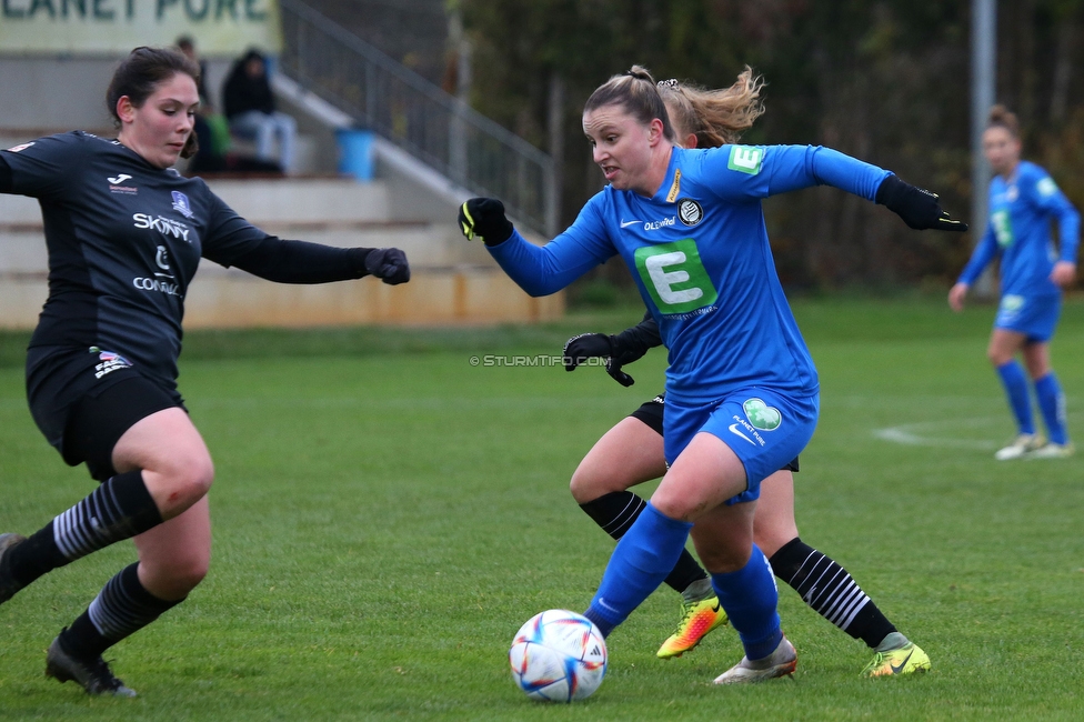 Suedburgenland - Sturm Damen
OEFB Frauen Cup, FC Suedburgenland  - SK Sturm Graz Damen, FussballArena Mischendorf, 19.11.2022. 

Foto zeigt Julia Matuschewski (Sturm Damen)
