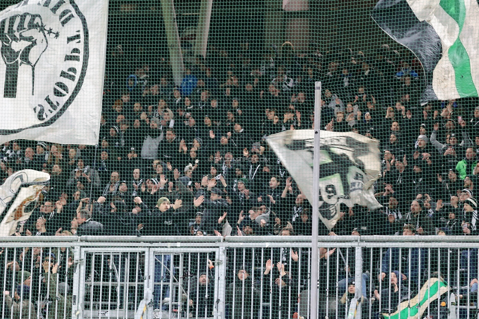 Salzburg - Sturm Graz
OEFB Cup, Viertelfinale, FC RB Salzburg - SK Sturm Graz, Stadion Wals Siezenheim, 03.02.2023. 

Foto zeigt Fans von Sturm
