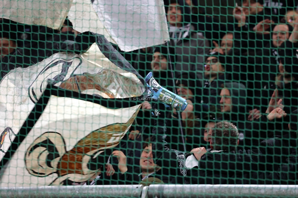 Salzburg - Sturm Graz
OEFB Cup, Viertelfinale, FC RB Salzburg - SK Sturm Graz, Stadion Wals Siezenheim, 03.02.2023. 

Foto zeigt Fans von Sturm
Schlüsselwörter: sturmflut