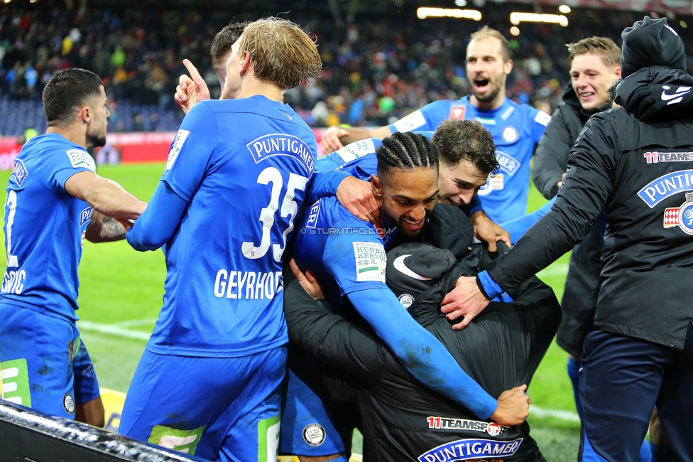 Salzburg - Sturm Graz
OEFB Cup, Viertelfinale, FC RB Salzburg - SK Sturm Graz, Stadion Wals Siezenheim, 03.02.2023. 

Foto zeigt Niklas Geyrhofer (Sturm), Gregory Wuethrich (Sturm) und Ivan Ljubic (Sturm)
