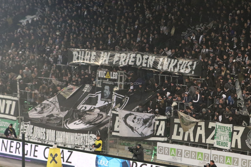 Sturm Graz - Rapid Wien
Oesterreichische Fussball Bundesliga, 17. Runde, SK Sturm Graz - SK Rapid Wien, Stadion Liebenau Graz, 10.02.2023. 

Foto zeigt Fans von Sturm mit einem Spruchband
