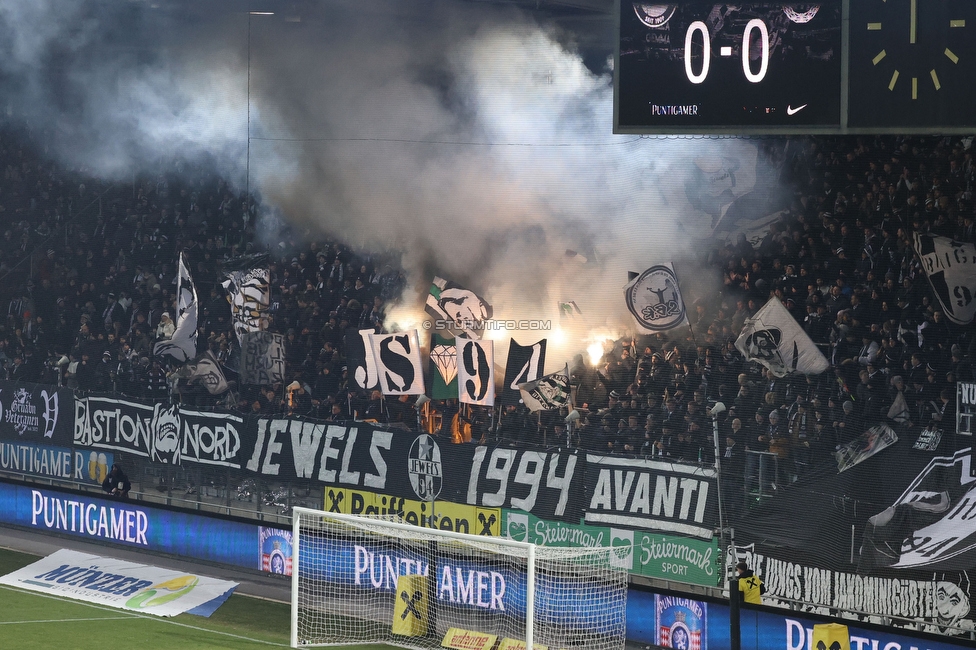 Sturm Graz - Rapid Wien
Oesterreichische Fussball Bundesliga, 17. Runde, SK Sturm Graz - SK Rapid Wien, Stadion Liebenau Graz, 10.02.2023. 

Foto zeigt Fans von Sturm
Schlüsselwörter: jewels pyrotechnik