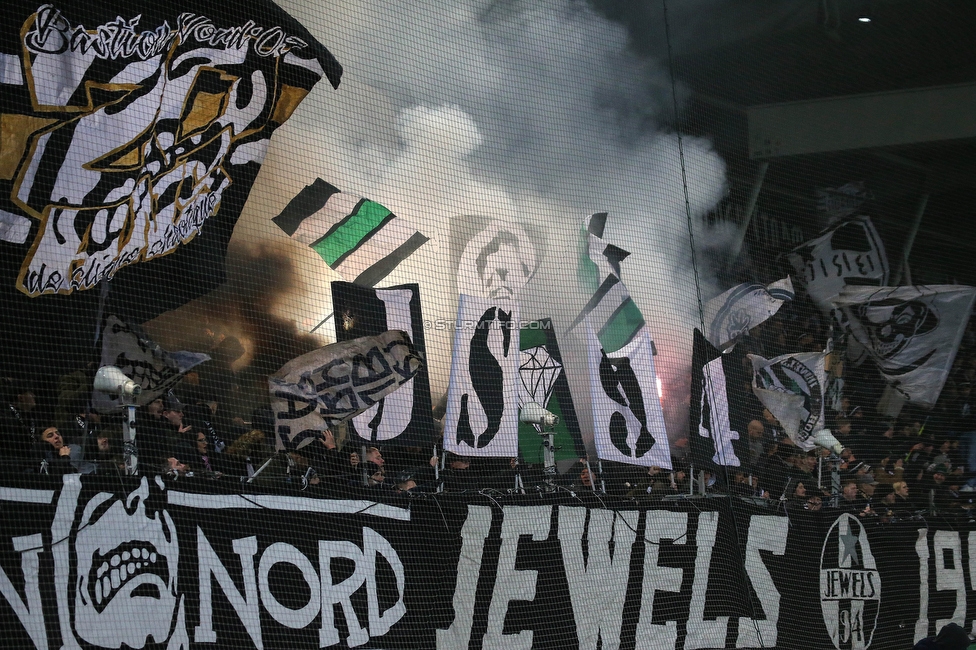 Sturm Graz - Rapid Wien
Oesterreichische Fussball Bundesliga, 17. Runde, SK Sturm Graz - SK Rapid Wien, Stadion Liebenau Graz, 10.02.2023. 

Foto zeigt Fans von Sturm mit einem Spruchband
