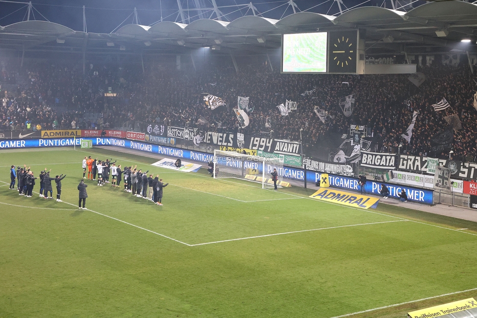 Sturm Graz - Rapid Wien
Oesterreichische Fussball Bundesliga, 17. Runde, SK Sturm Graz - SK Rapid Wien, Stadion Liebenau Graz, 10.02.2023. 

Foto zeigt die Mannschaft von Sturm und Fans von Sturm
