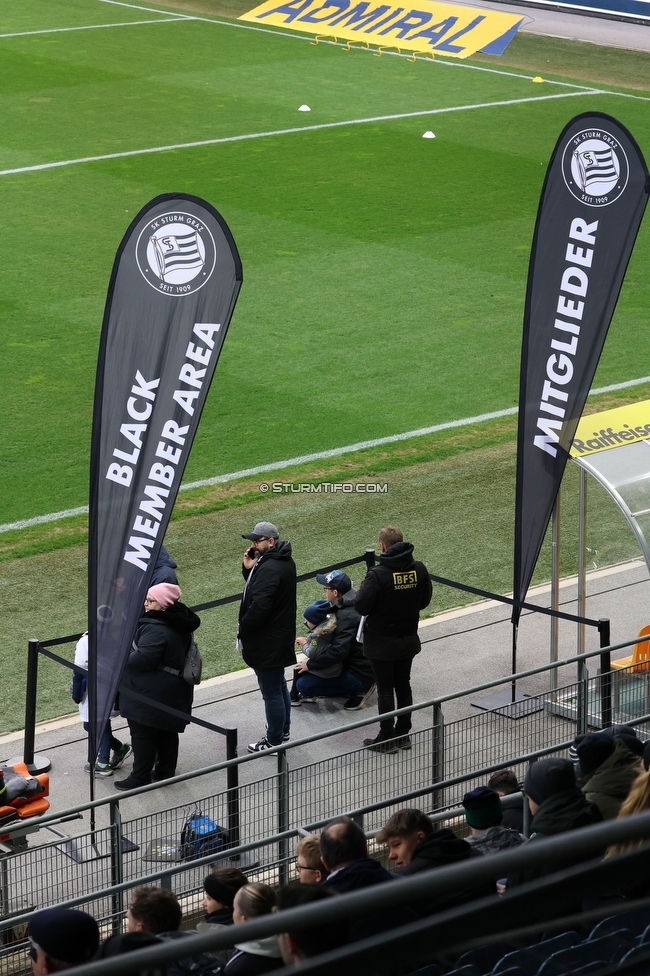 Sturm Graz - Klagenfurt
Oesterreichische Fussball Bundesliga, 19. Runde, SK Sturm Graz - SK Austria Klagenfurt, Stadion Liebenau Graz, 25.02.2023. 

Foto zeigt Fans von Sturm in der Black Member Area
