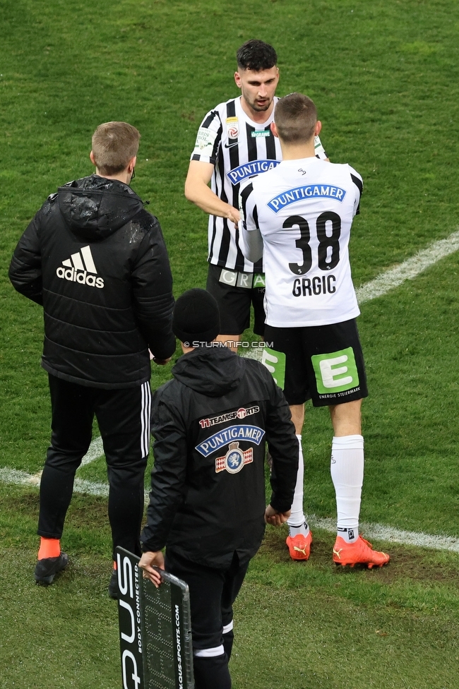 Sturm Graz - Klagenfurt
Oesterreichische Fussball Bundesliga, 19. Runde, SK Sturm Graz - SK Austria Klagenfurt, Stadion Liebenau Graz, 25.02.2023. 

Foto zeigt Alexandar Borkovic (Sturm) und Leon Grgic (Sturm)
