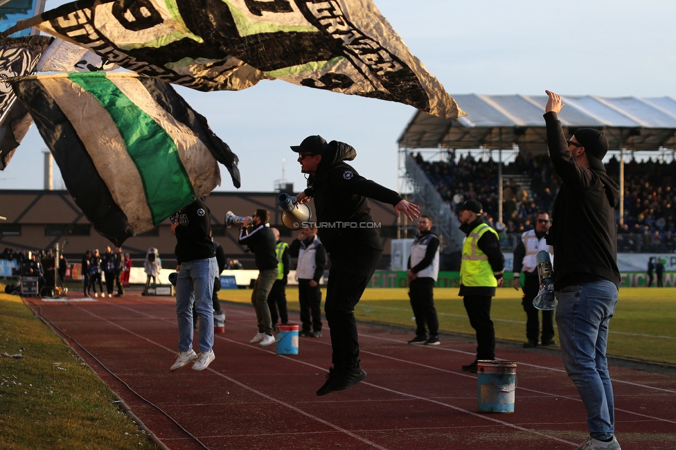 Hartberg - Sturm Graz
Oesterreichische Fussball Bundesliga, 18. Runde, TSV Hartberg - SK Sturm Graz, TSV Stadion Hartberg , 18.02.2023. 

Foto zeigt Fans von Sturm
