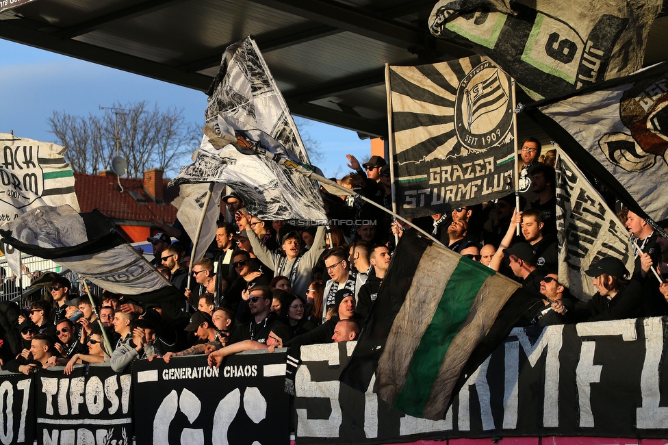 Hartberg - Sturm Graz
Oesterreichische Fussball Bundesliga, 18. Runde, TSV Hartberg - SK Sturm Graz, TSV Stadion Hartberg , 18.02.2023. 

Foto zeigt Fans von Sturm
