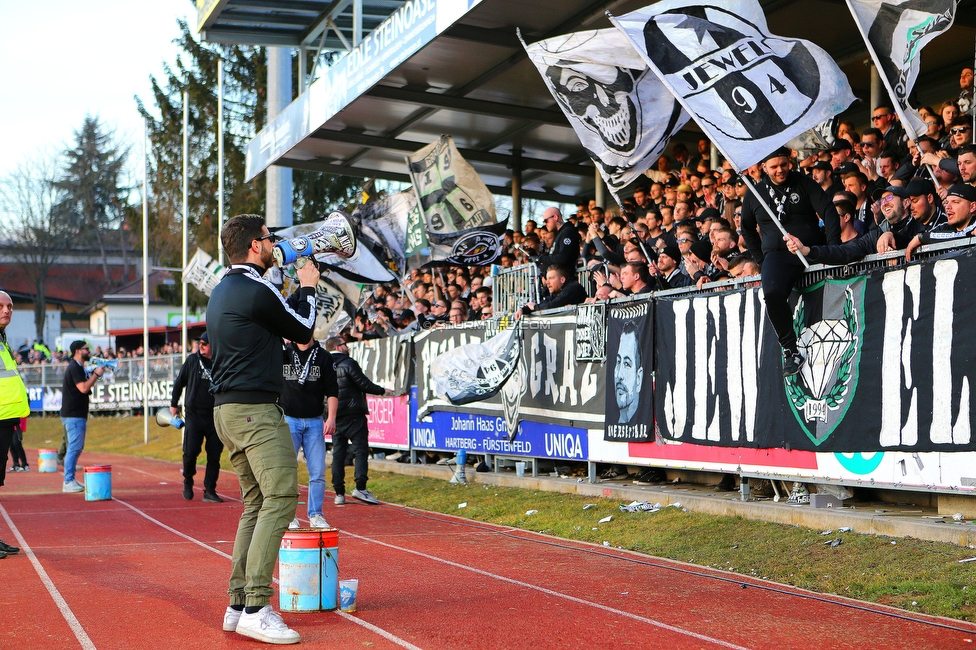 Hartberg - Sturm Graz
Oesterreichische Fussball Bundesliga, 18. Runde, TSV Hartberg - SK Sturm Graz, TSV Stadion Hartberg , 18.02.2023. 

Foto zeigt Fans von Sturm
