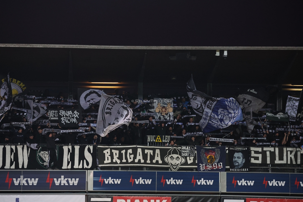 Lustenau - Sturm Graz
Oesterreichische Fussball Bundesliga, 20. Runde, SC Austria Lustenau - SK Sturm Graz, Reichshofstadion Lustenau, 04.03.2023. 

Foto zeigt Fans von Sturm
Schlüsselwörter: schals