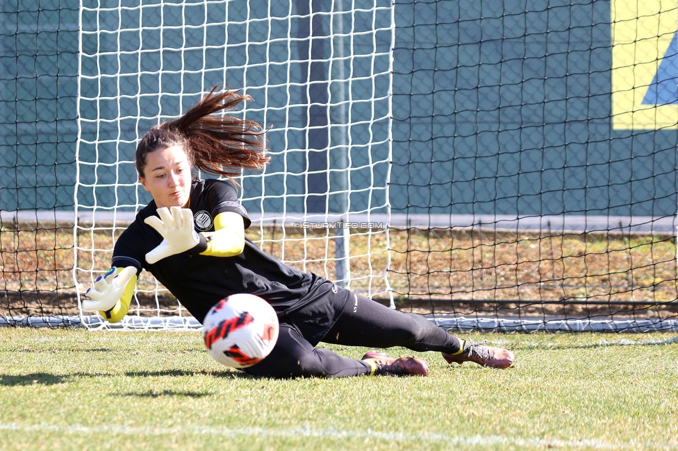 Sturm Damen - Kleinmuenchen BW Linz
OEFB Frauen Bundesliga, 10. Runde, SK Sturm Graz Damen - SPG UNION Kleinmuenchen Blau-Weiss Linz, Trainingszentrum Messendorf, 18.03.2023. 

Foto zeigt Vanessa Gritzner (Sturm Damen)
