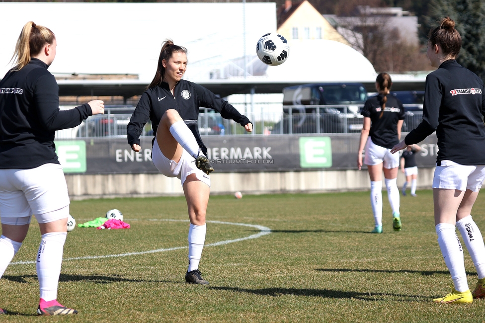 Sturm Damen - Kleinmuenchen BW Linz
OEFB Frauen Bundesliga, 10. Runde, SK Sturm Graz Damen - SPG UNION Kleinmuenchen Blau-Weiss Linz, Trainingszentrum Messendorf, 18.03.2023. 

Foto zeigt Stefanie Grossgasteiger (Sturm Damen)
