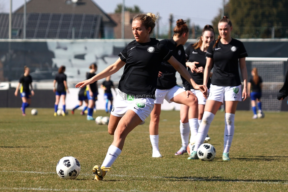 Sturm Damen - Kleinmuenchen BW Linz
OEFB Frauen Bundesliga, 10. Runde, SK Sturm Graz Damen - SPG UNION Kleinmuenchen Blau-Weiss Linz, Trainingszentrum Messendorf, 18.03.2023. 

Foto zeigt Modesta Uka (Sturm Damen)
