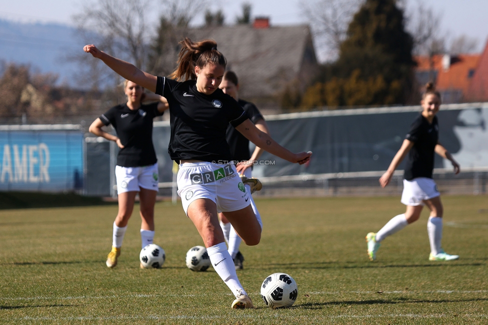 Sturm Damen - Kleinmuenchen BW Linz
OEFB Frauen Bundesliga, 10. Runde, SK Sturm Graz Damen - SPG UNION Kleinmuenchen Blau-Weiss Linz, Trainingszentrum Messendorf, 18.03.2023. 

Foto zeigt Valentina Kroell (Sturm Damen)
