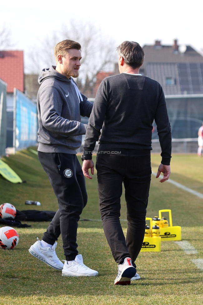 Sturm Damen - Kleinmuenchen BW Linz
OEFB Frauen Bundesliga, 10. Runde, SK Sturm Graz Damen - SPG UNION Kleinmuenchen Blau-Weiss Linz, Trainingszentrum Messendorf, 18.03.2023. 

Foto zeigt Michael Erlitz (Betreuer Sturm Damen) und Christian Lang (Cheftrainer Sturm Damen)
