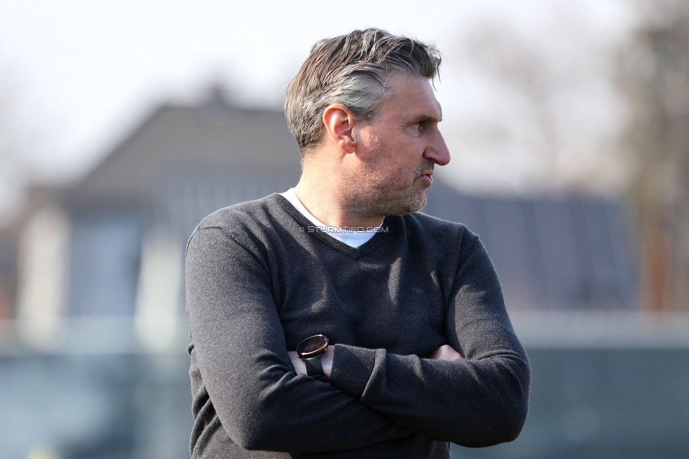 Sturm Damen - Kleinmuenchen BW Linz
OEFB Frauen Bundesliga, 10. Runde, SK Sturm Graz Damen - SPG UNION Kleinmuenchen Blau-Weiss Linz, Trainingszentrum Messendorf, 18.03.2023. 

Foto zeigt Christian Lang (Cheftrainer Sturm Damen)
