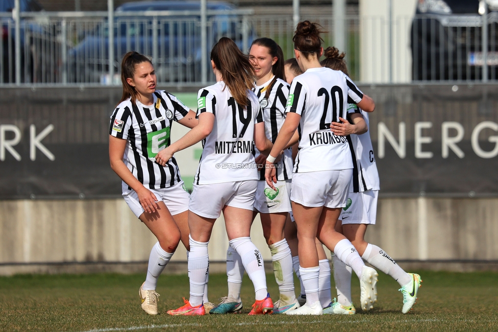 Sturm Damen - Kleinmuenchen BW Linz
OEFB Frauen Bundesliga, 10. Runde, SK Sturm Graz Damen - SPG UNION Kleinmuenchen Blau-Weiss Linz, Trainingszentrum Messendorf, 18.03.2023. 

Foto zeigt die Mannschaft der Sturm Damen
