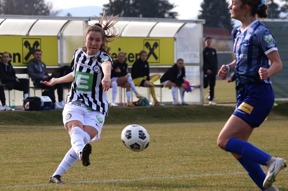 Sturm Damen - Kleinmuenchen BW Linz
OEFB Frauen Bundesliga, 10. Runde, SK Sturm Graz Damen - SPG UNION Kleinmuenchen Blau-Weiss Linz, Trainingszentrum Messendorf, 18.03.2023. 

Foto zeigt Stefanie Grossgasteiger (Sturm Damen)
