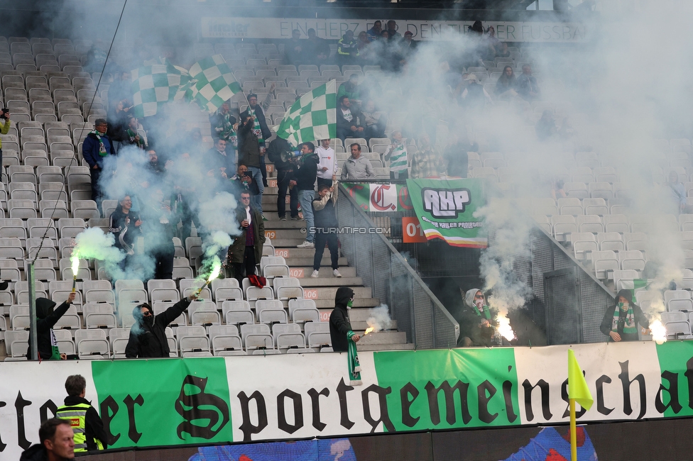 Tirol - Sturm Graz
Oesterreichische Fussball Bundesliga, 22. Runde, WSG Tirol - SK Sturm Graz, Tivoli Stadion Innsbruck, 19.03.2023. 

Foto zeigt Fans von Tirol
Schlüsselwörter: pyrotechnik