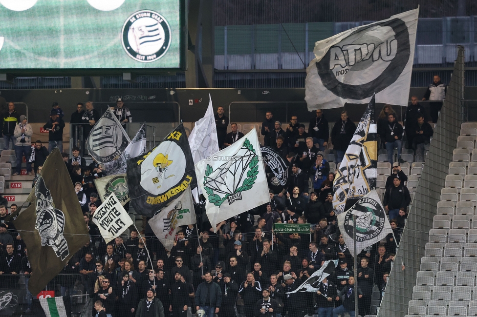 Tirol - Sturm Graz
Oesterreichische Fussball Bundesliga, 22. Runde, WSG Tirol - SK Sturm Graz, Tivoli Stadion Innsbruck, 19.03.2023. 

Foto zeigt Fans von Sturm
