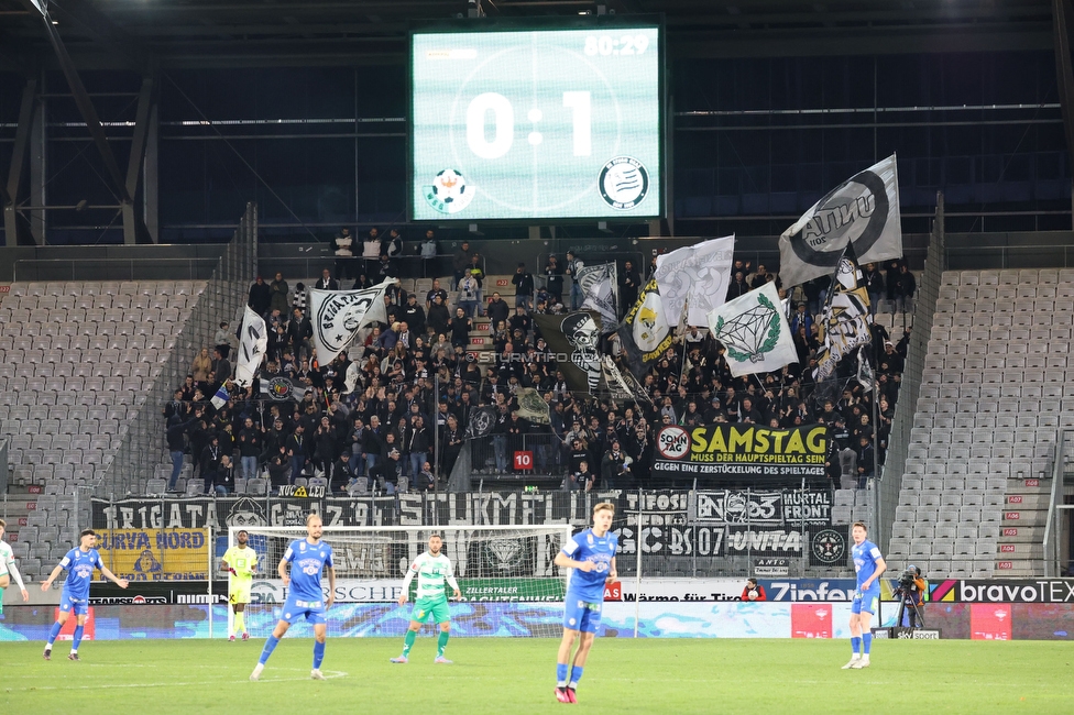 Tirol - Sturm Graz
Oesterreichische Fussball Bundesliga, 22. Runde, WSG Tirol - SK Sturm Graz, Tivoli Stadion Innsbruck, 19.03.2023. 

Foto zeigt Fans von Sturm mit einem Spruchband
Schlüsselwörter: samstag