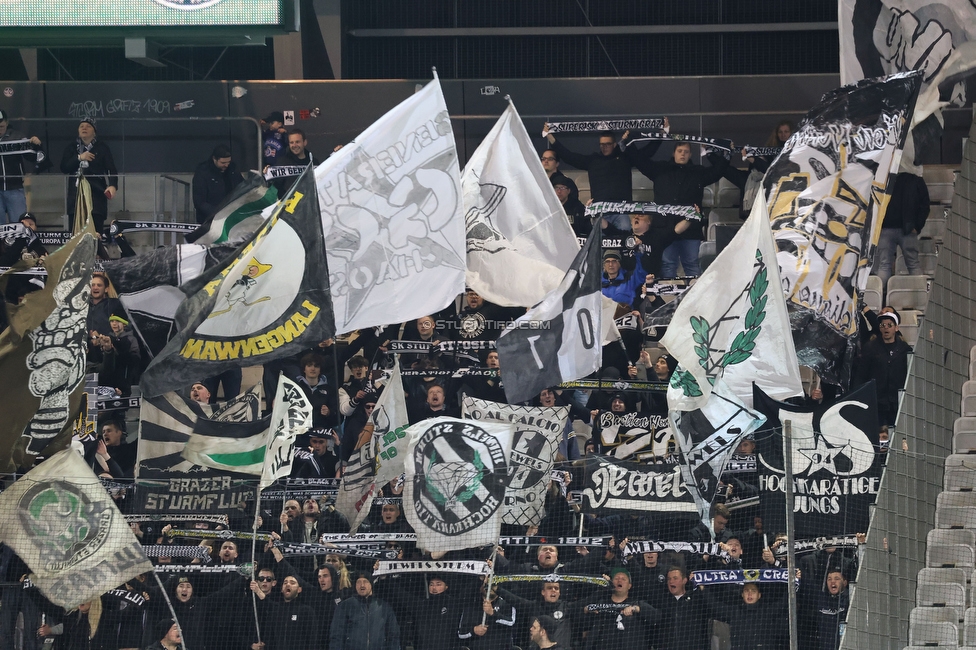 Tirol - Sturm Graz
Oesterreichische Fussball Bundesliga, 22. Runde, WSG Tirol - SK Sturm Graz, Tivoli Stadion Innsbruck, 19.03.2023. 

Foto zeigt Fans von Sturm
Schlüsselwörter: schals