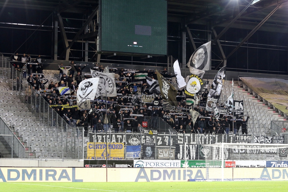 Tirol - Sturm Graz
Oesterreichische Fussball Bundesliga, 22. Runde, WSG Tirol - SK Sturm Graz, Tivoli Stadion Innsbruck, 19.03.2023. 

Foto zeigt Fans von Sturm
Schlüsselwörter: schals