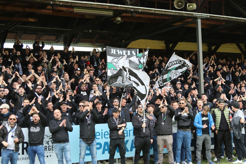 Sturm Graz - Rapid Wien
Oesterreichische Fussball Bundesliga, 23. Runde, SK Sturm Graz - SK Rapid Wien, Stadion Liebenau Graz, 02.04.2023. 

Foto zeigt Fans von Sturm in der Gruabn
