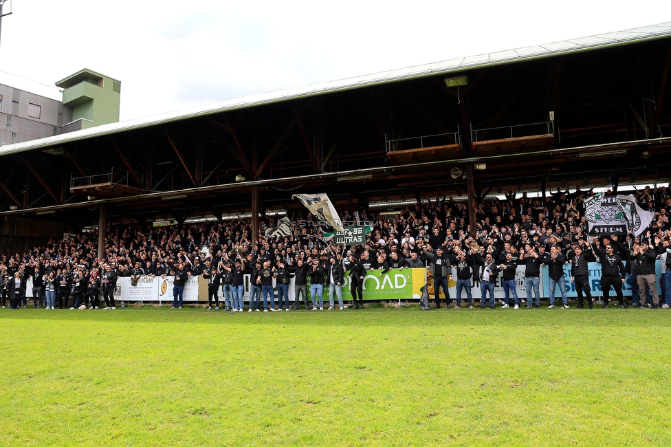 Sturm Graz - Rapid Wien
Oesterreichische Fussball Bundesliga, 23. Runde, SK Sturm Graz - SK Rapid Wien, Stadion Liebenau Graz, 02.04.2023. 

Foto zeigt Fans von Sturm in der Gruabn
