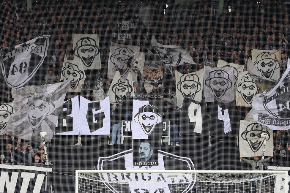 Sturm Graz - Rapid Wien
Oesterreichische Fussball Bundesliga, 23. Runde, SK Sturm Graz - SK Rapid Wien, Stadion Liebenau Graz, 02.04.2023. 

Foto zeigt Fans von Sturm
Schlüsselwörter: brigata