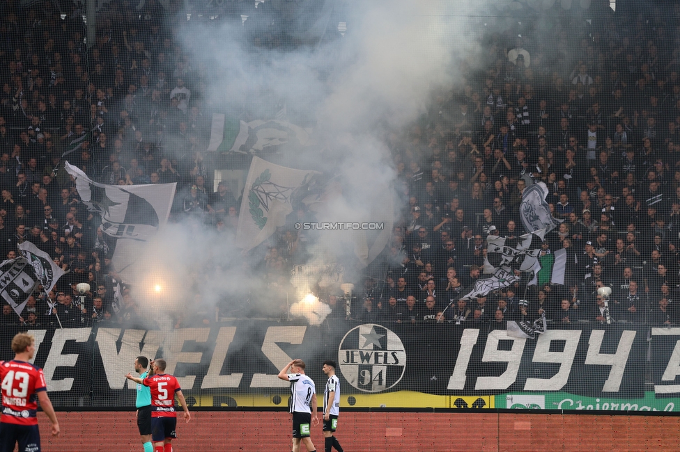 Sturm Graz - Rapid Wien
Oesterreichische Fussball Bundesliga, 23. Runde, SK Sturm Graz - SK Rapid Wien, Stadion Liebenau Graz, 02.04.2023. 

Foto zeigt Fans von Sturm
Schlüsselwörter: pyrotechnik jewels