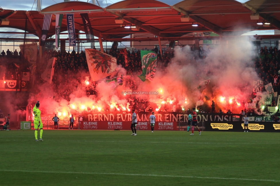 Sturm Graz - Rapid Wien
Oesterreichische Fussball Bundesliga, 23. Runde, SK Sturm Graz - SK Rapid Wien, Stadion Liebenau Graz, 02.04.2023. 

Foto zeigt Fans von Rapid
