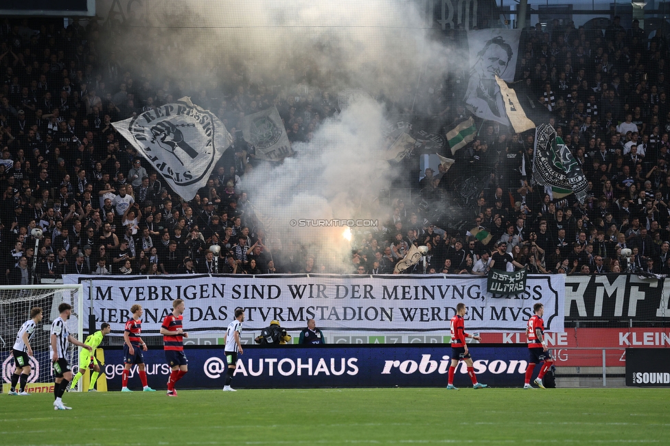 Sturm Graz - Rapid Wien
Oesterreichische Fussball Bundesliga, 23. Runde, SK Sturm Graz - SK Rapid Wien, Stadion Liebenau Graz, 02.04.2023. 

Foto zeigt Fans von Sturm mit einem Spruchband
Schlüsselwörter: sturmstadion pyrotechnik