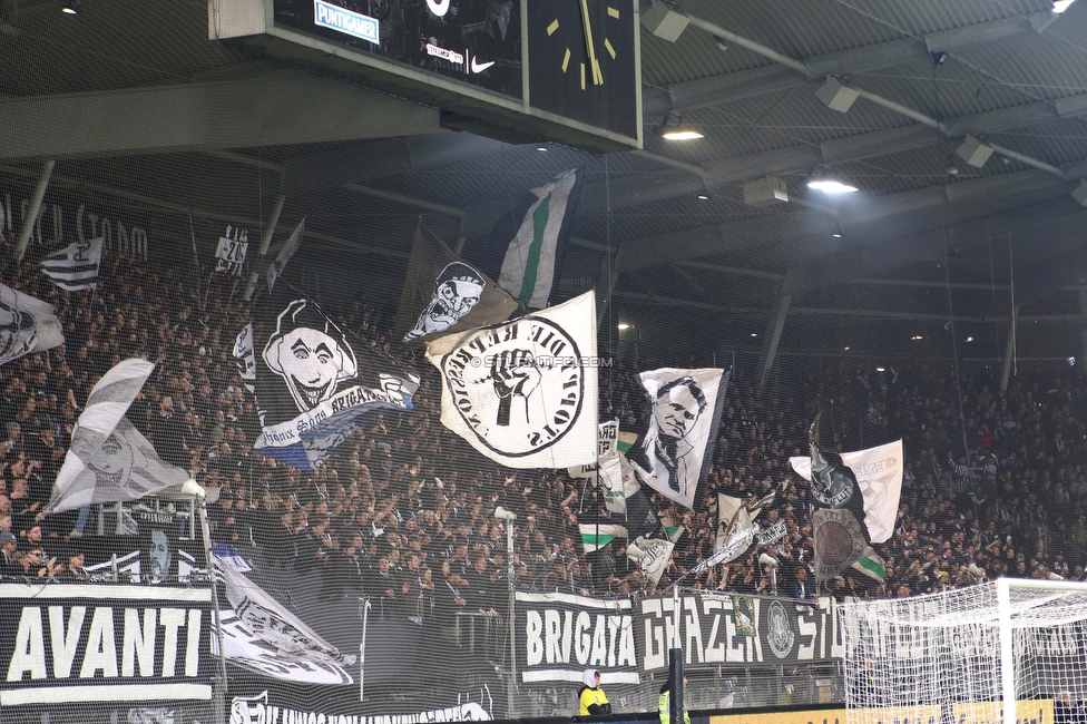 Sturm Graz - LASK
OEFB Cup, Halbfinale, SK Sturm Graz - LASK, Stadion Liebenau Graz, 06.04.2023. 

Foto zeigt Fans von Sturm
