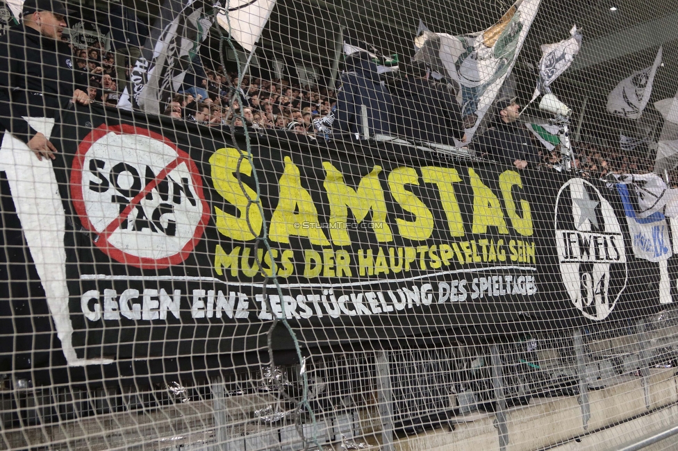 Sturm Graz - LASK
OEFB Cup, Halbfinale, SK Sturm Graz - LASK, Stadion Liebenau Graz, 06.04.2023. 

Foto zeigt Fans von Sturm mit einem Spruchband
Schlüsselwörter: jewels samstag