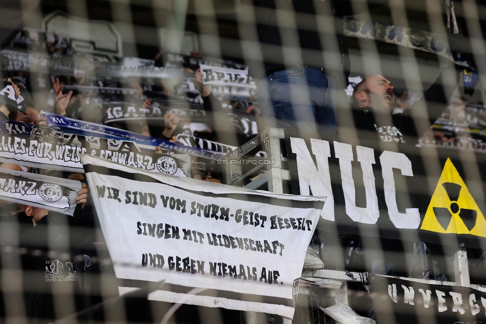 Sturm Graz - LASK
OEFB Cup, Halbfinale, SK Sturm Graz - LASK, Stadion Liebenau Graz, 06.04.2023. 

Foto zeigt Fans von Sturm
Schlüsselwörter: schals brigata