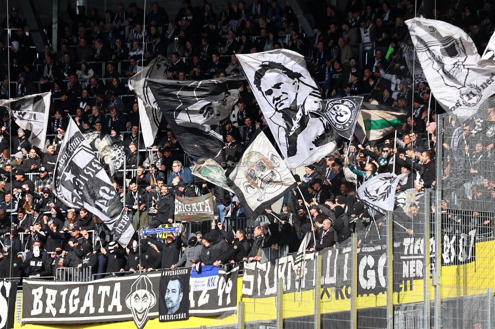 LASK - Sturm Graz
Oesterreichische Fussball Bundesliga, 24. Runde, LASK - SK Sturm Graz, Linzer Stadion Linz, 09.04.2023. 

Foto zeigt Fans von Sturm
