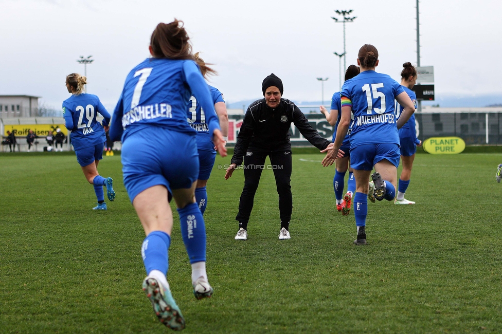 Sturm Damen - Neulengbach
OEFB Frauen Bundesliga, 12. Runde, SK Sturm Graz Damen - USV Neulengbach, Trainingszentrum Messendorf, 15.04.2023. 

Foto zeigt Emily Cancienne (Assistenz Trainer Sturm Damen)
