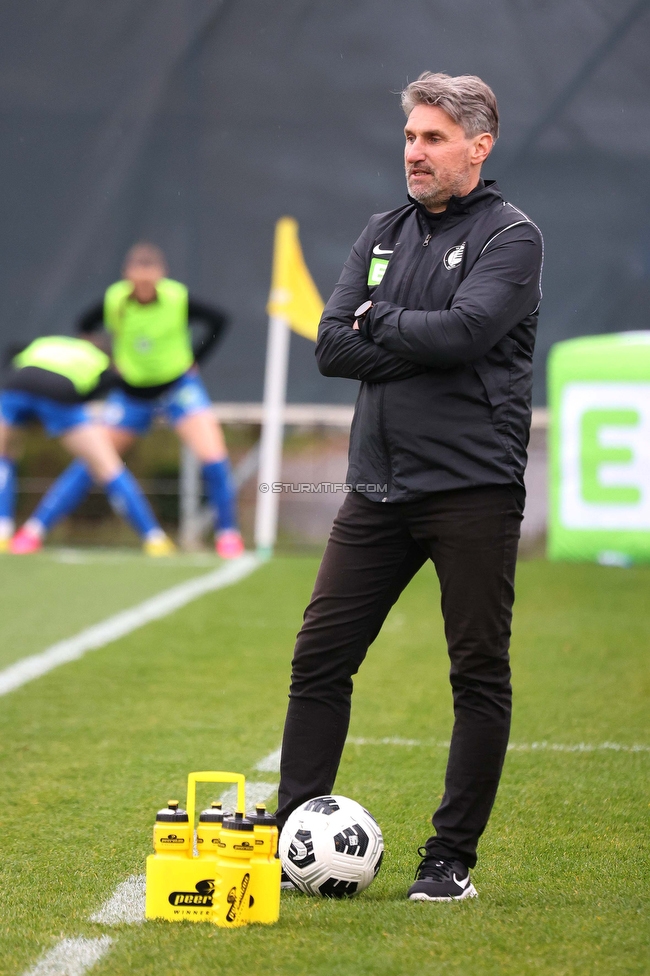 Sturm Damen - Neulengbach
OEFB Frauen Bundesliga, 12. Runde, SK Sturm Graz Damen - USV Neulengbach, Trainingszentrum Messendorf, 15.04.2023. 

Foto zeigt Christian Lang (Cheftrainer Sturm Damen)
