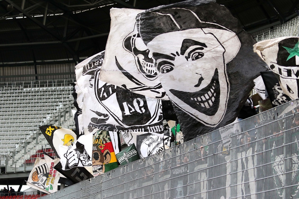 Klagenfurt - Sturm Graz
Oesterreichische Fussball Bundesliga, 25. Runde, Austria Klagenfurt - SK Sturm Graz,  Woerthersee Stadion Klagenfurt, 16.04.2023. 

Foto zeigt Fans von Sturm
Schlüsselwörter: brigata