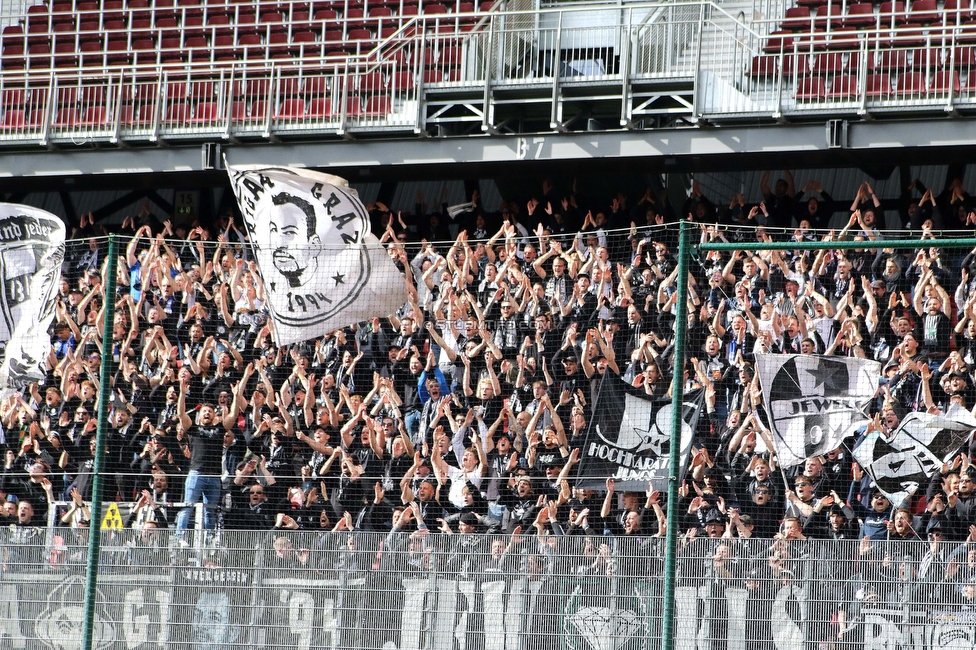 Klagenfurt - Sturm Graz
Oesterreichische Fussball Bundesliga, 25. Runde, Austria Klagenfurt - SK Sturm Graz,  Woerthersee Stadion Klagenfurt, 16.04.2023. 

Foto zeigt Fans von Sturm
