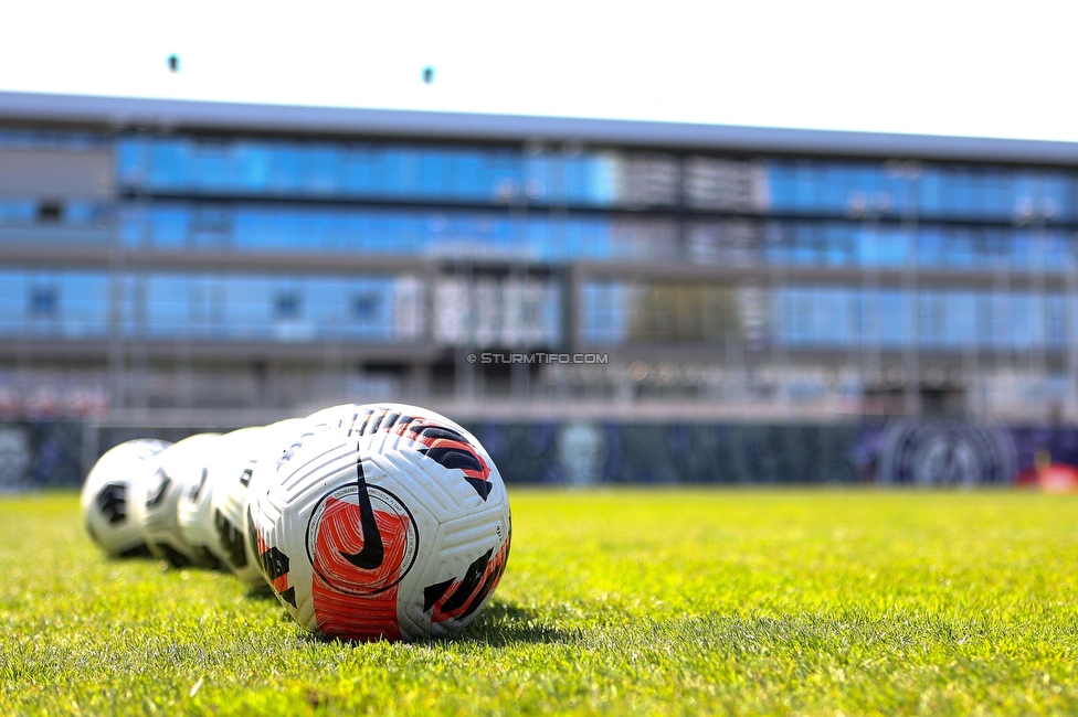 Austria Wien - Sturm
OEFB Frauen Bundesliga, 13. Runde, FK Austria Wien - SK Sturm Graz Damen, GENERALI-Arena Trainingsgelaende Wien, 15.04.2023. 

Foto zeigt das Trainingsgelaende
