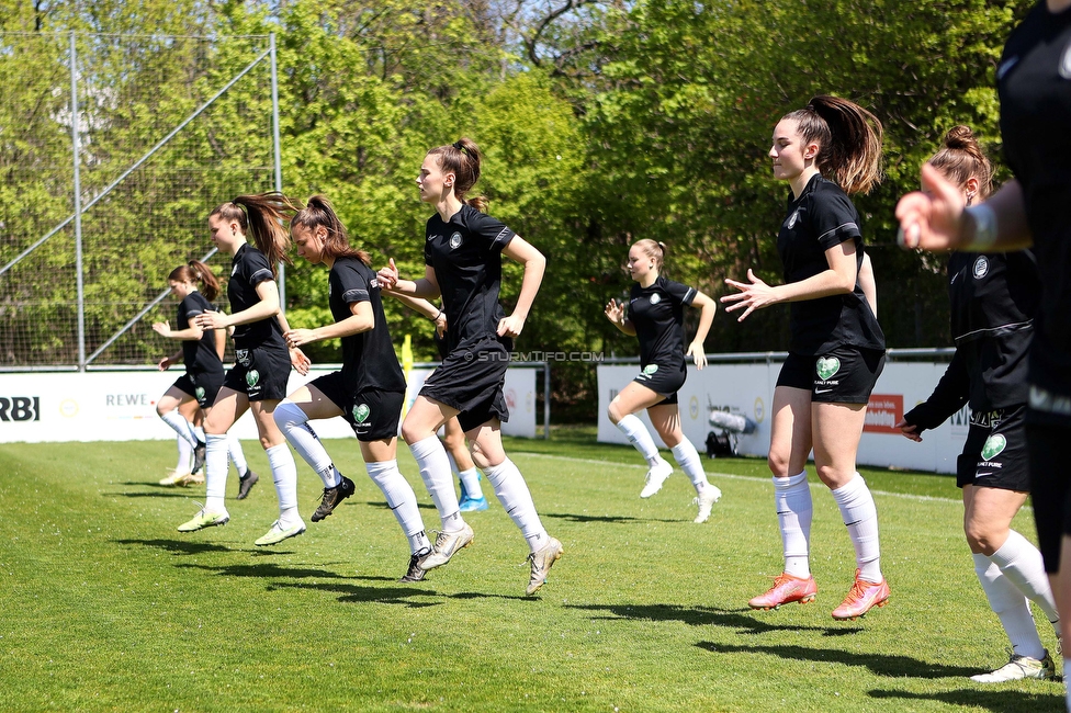 Austria Wien - Sturm
OEFB Frauen Bundesliga, 13. Runde, FK Austria Wien - SK Sturm Graz Damen, GENERALI-Arena Trainingsgelaende Wien, 15.04.2023. 

Foto zeigt die Mannschaft der Sturm Damen
