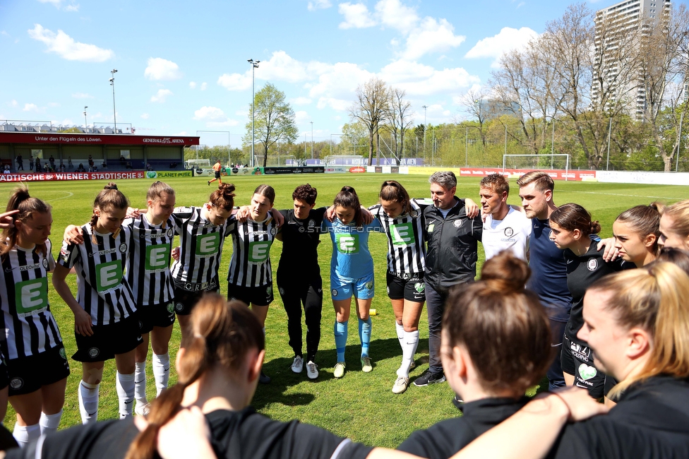 Austria Wien - Sturm
OEFB Frauen Bundesliga, 13. Runde, FK Austria Wien - SK Sturm Graz Damen, GENERALI-Arena Trainingsgelaende Wien, 15.04.2023. 

Foto zeigt die Mannschaft der Sturm Damen
